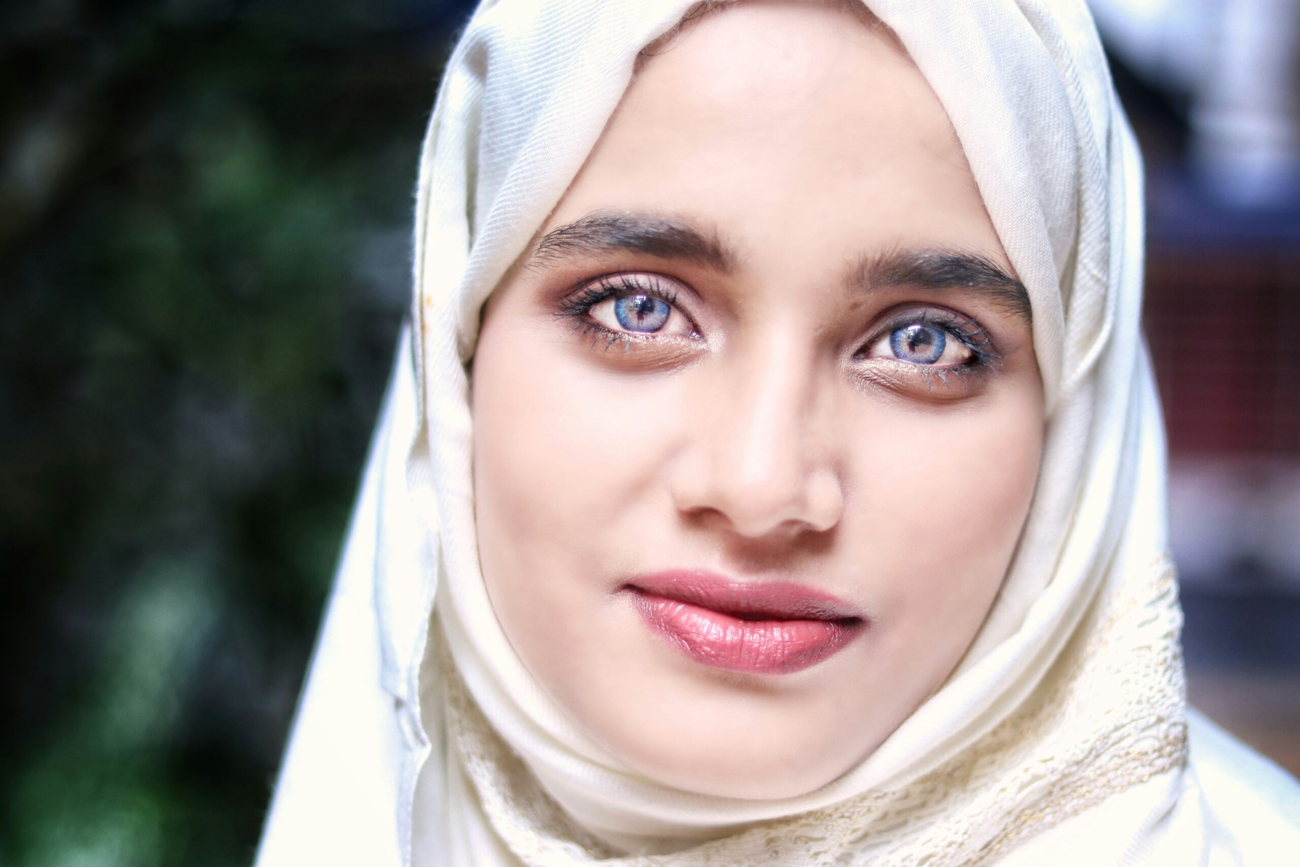  Amina